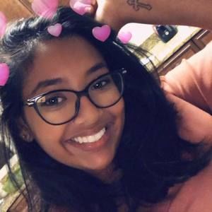 Meet your Posher, Christina